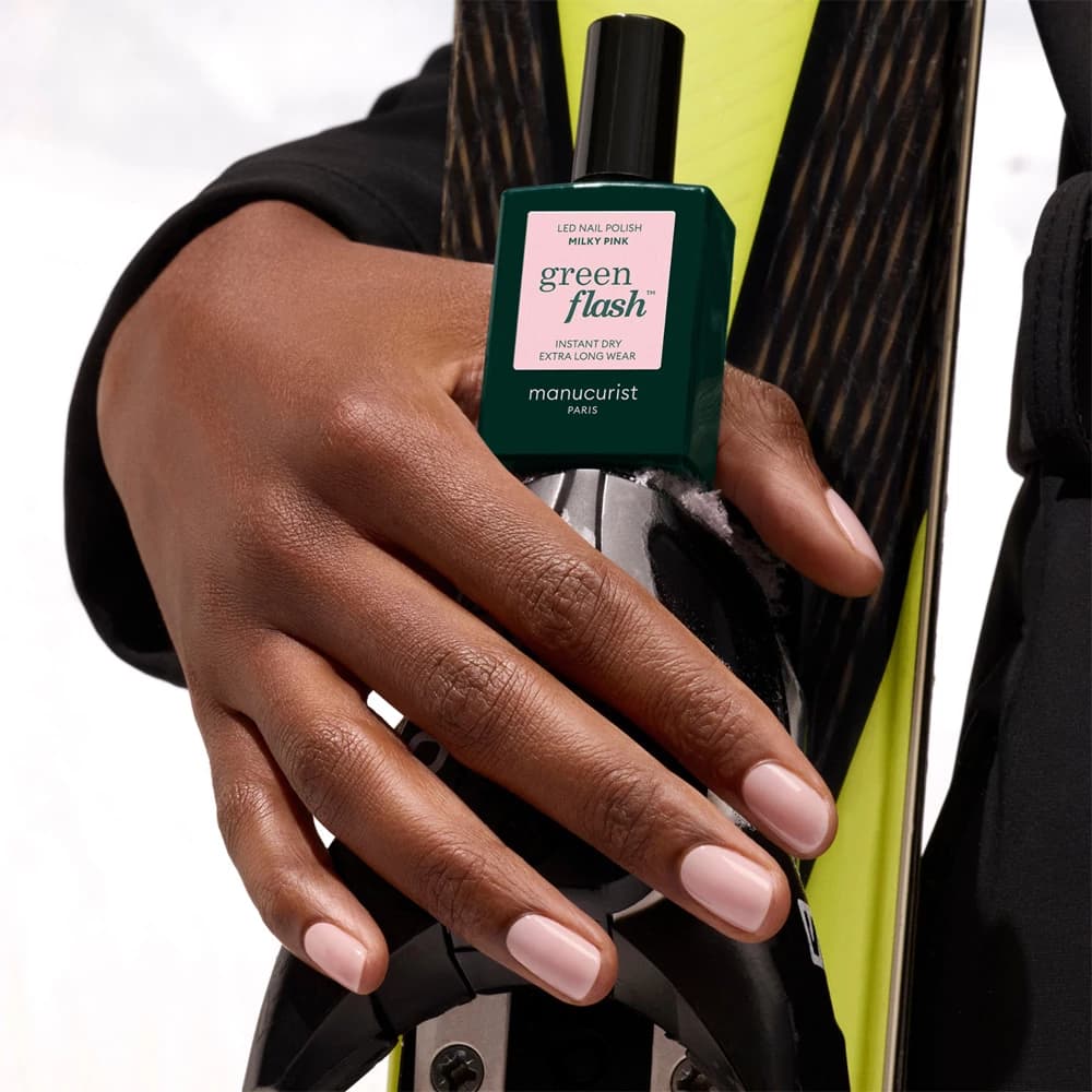 Manucurist MANUCURIST GREEN FLASH VAO MILKY PINK 15ML